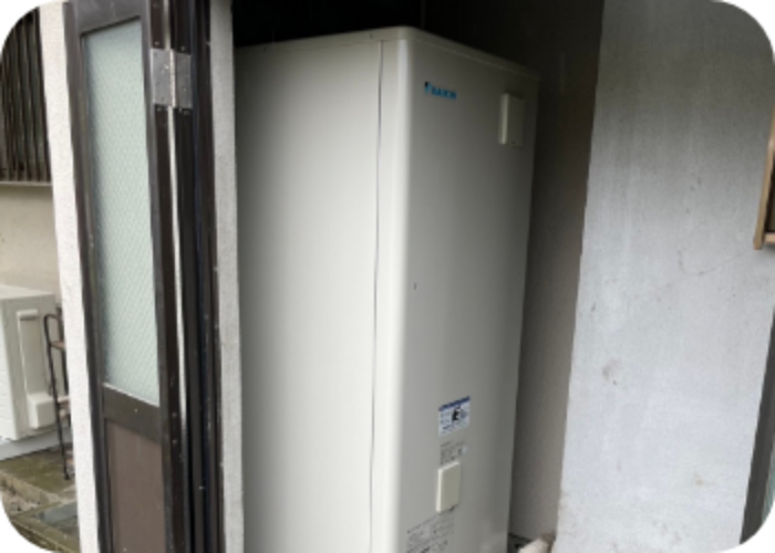 TOTO電気温水器からダイキンエコキュートへの取替工事