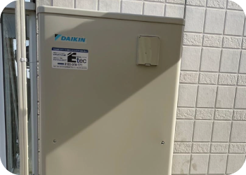 三菱丸型電気温水器からﾀﾞｲｷﾝエコキュートへの取替工事