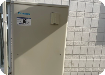 三菱電機温水器からダイキンエコキュートへの更新工事をさせていただきました。